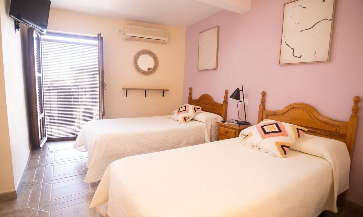 Trujillo Apartment | Plaza Mayor Trujillo Rooms