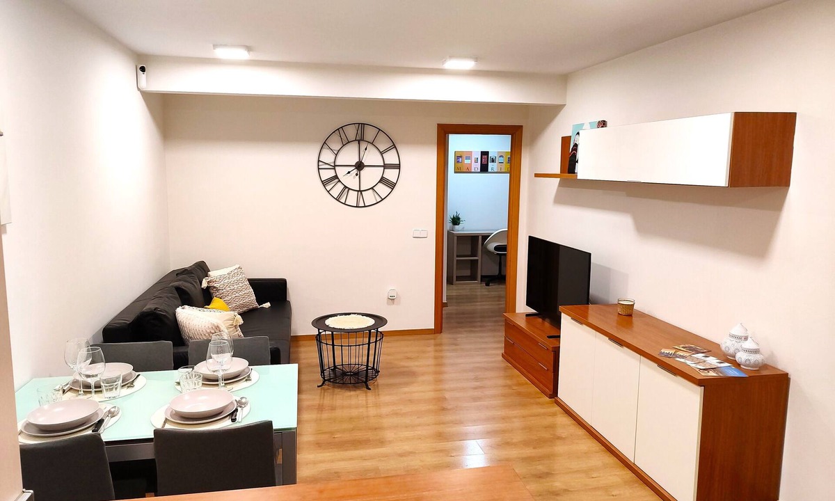 Getafe Apartment | Premium Apartment in Getafe Centro Confort WiFi 1Gbps Ideal UC3M and Companies