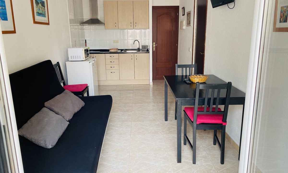 Canet de Mar Apartment | QUIET APARTMENT IDEAL COUPLES