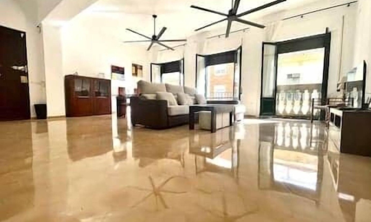 Distrito Centro Apartment | Rest in the Heart: Córdoba