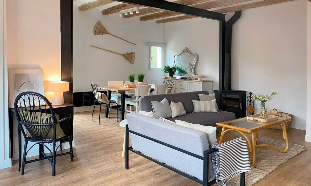 Berga Apartment | Rural apartment in Cal Rosal, Berga - Air conditioning and nature