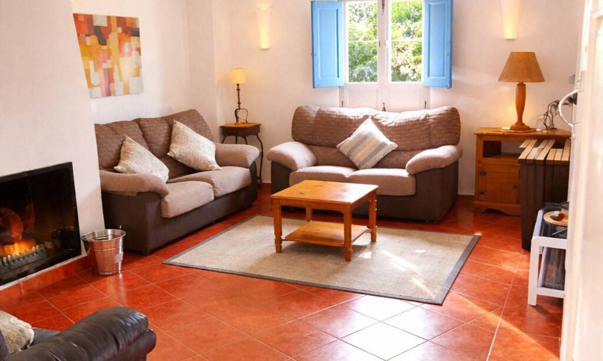 Iznajar Cottage | Rural house located in the heart of the Natural Park of the Sierras Subbeticas.
