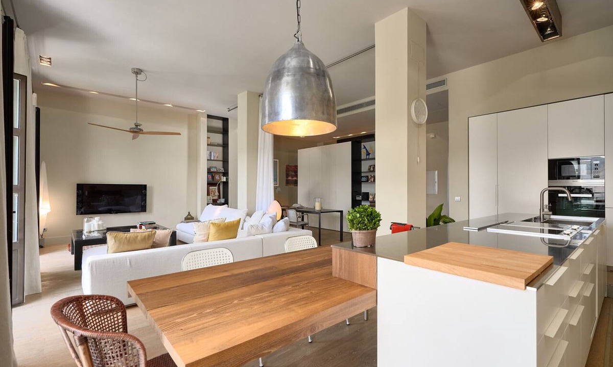Santa Cruz Apartment | San Fernando Ático by Home at Homes