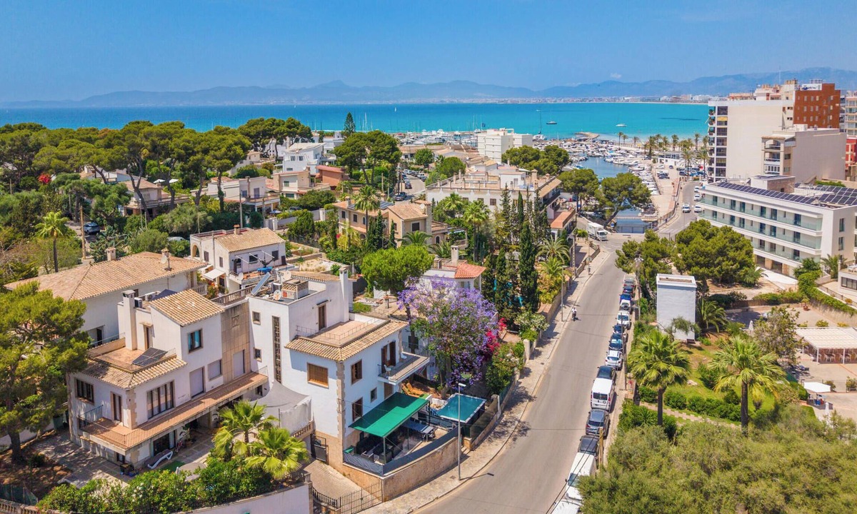 El Arenal Villa | Son Veri by Slow Villas