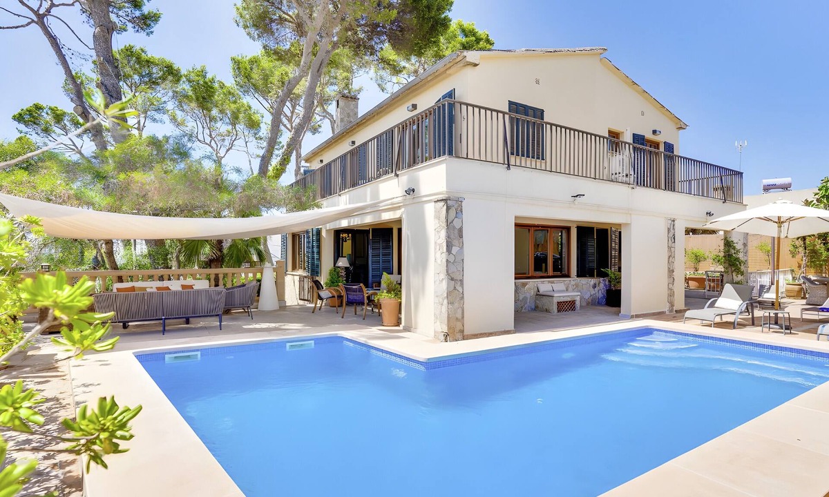 Can Pastilla Villa | Spacious Villa by the Sea with Private Saltwater Pool