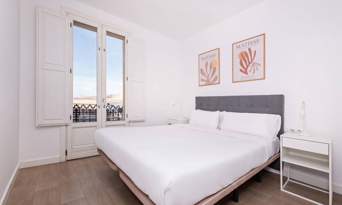 La Ribera Apartment | Sweett | Symphonic Central 302