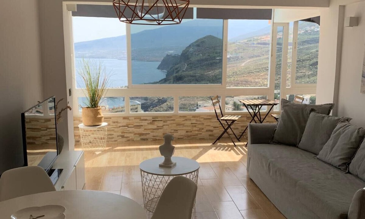 Tabaiba House | Tabaiba Pool & Views
