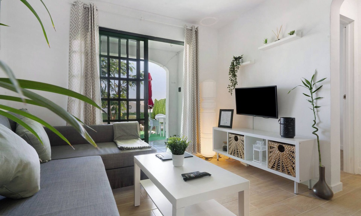 Sonnenland Apartment | Vacation Apartment 'Vista A Y D' with Mountain View, Shared Pool and Wi-Fi