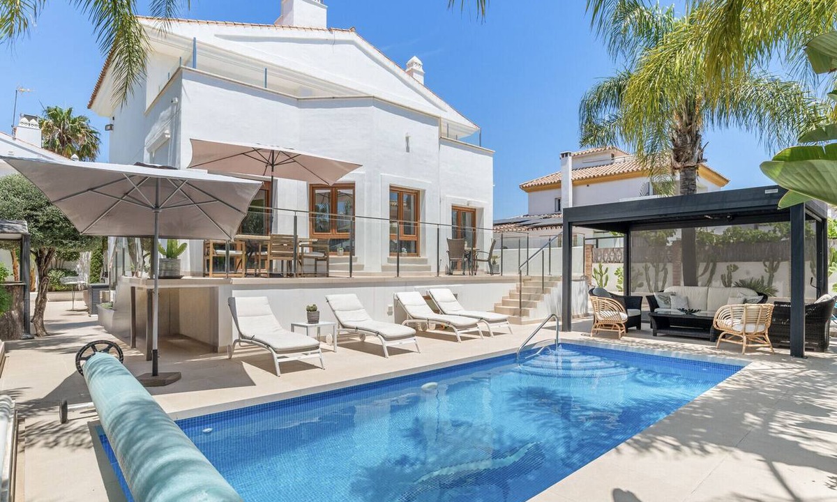 San Pedro de Alcantara Villa | Villa Angeles - Family Villa 2 min from the Beach