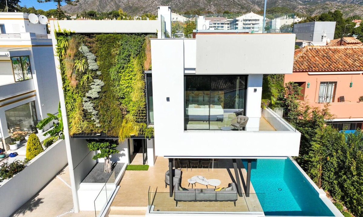 Golden Mile Villa | Villa Elements - 4-bed luxury villa on Golden Mile
