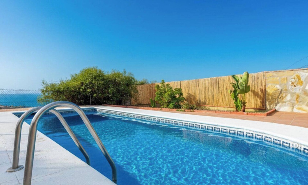 Rio Velez Villa | Villa en Lagos Bajo Vélez-Málaga by Ruralidays