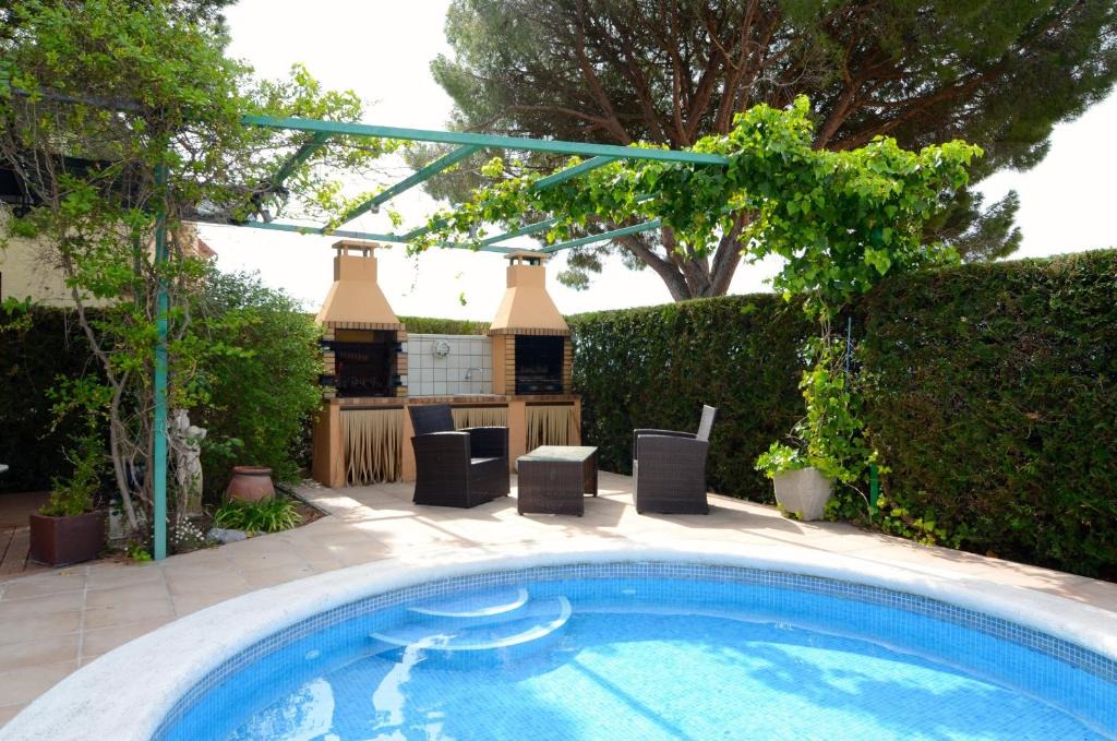 La Torre Vella Villa | VILLA FLOROSA