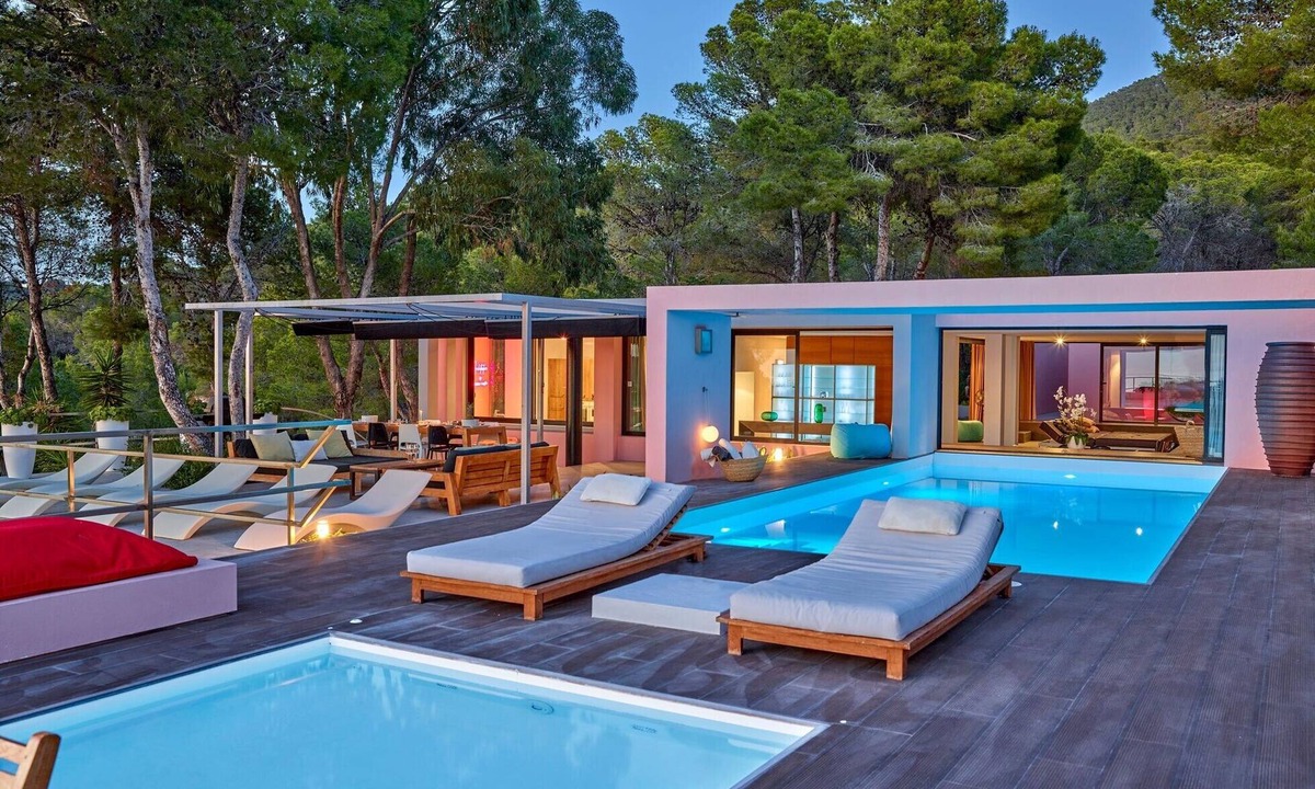 Cala Vadella Villa | Villa Ibiza with Sea View, Sunset, Wi-Fi, and Air Conditioning