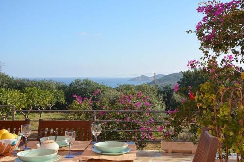 Santa Eulalia del Rio Villa | Villa Miquela Charming Traditional Sea View House