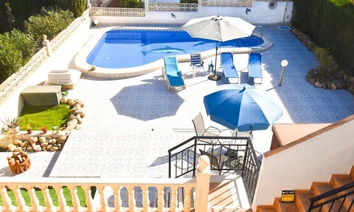 Mazarron Villa | Villa - pool and air conditioning situated on Camposol A, Mazarron, Murcia.