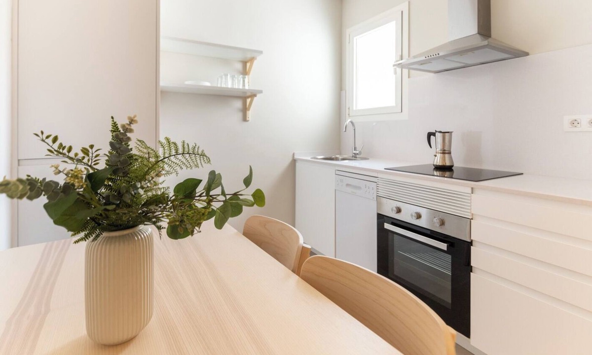El Guinardo Apartment | Weflating SANT PAU - Cozy 4 BDR