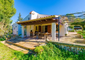 CAN CAPULLA 8 in Campos