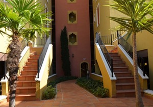 PLAYA GRANDE 43 - Two Bedroom Apartment, Sleeps 5