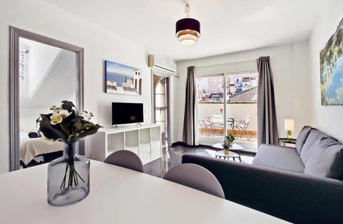 Perchel Sur Apartment | ÁTICO CON TERRAZA PRIVADA EN MÁLAGA CENTRO