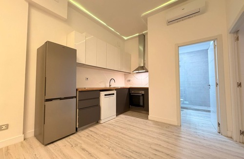 Cuatro Caminos Apartment | 10' walk to plaza mayor max 8P, 3Bedr, 1sofa, 2bath