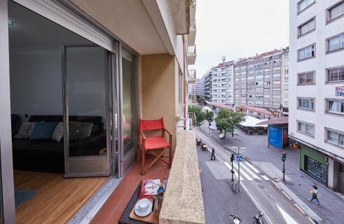 El Ensanche Zona Nuova House | 110 m² House ∙ 3 bedrooms ∙ 6 guests