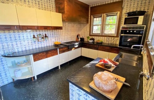 Sitges Villa | 15 min. drive from Sitges Villa El Ranch 10 min. walk to the beach Jacuzzi 18P