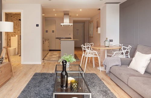 Eixample Apartment | 3 bedroom apartment Ronda Sant Pere - You Stylish