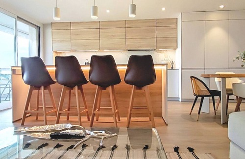 Les Corts Apartment | 3BR Luxury high floor & Terrace near L'illa - Max