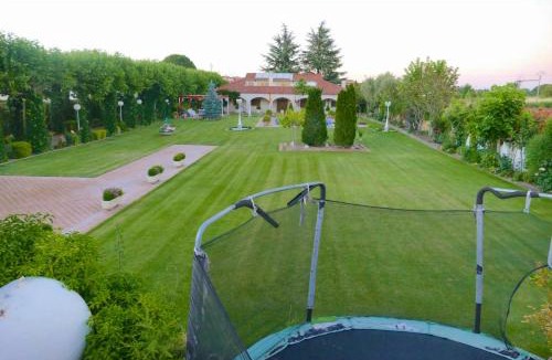 Villamayor House | 5 bedrooms house with private pool jacuzzi and terrace at Salamanca
