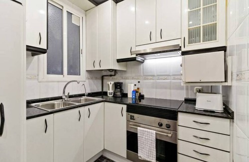 La Bordeta Apartment | 72 m² Apartment ∙ 3 bedrooms ∙ 5 guests