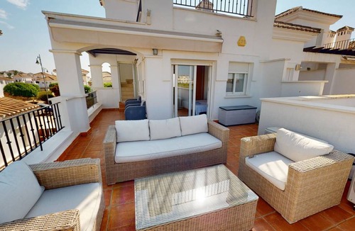 Roldan House | 76 m² House ∙ 2 bedrooms ∙ 4 guests