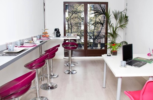 Pacifico House | 8Rooms Madrid