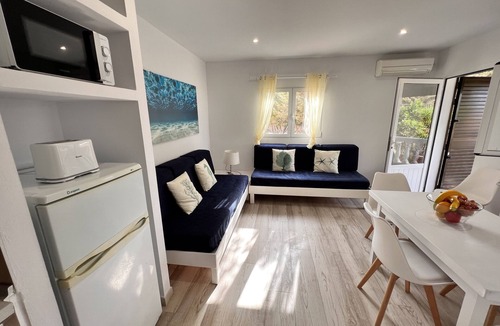 Es Pujols House | 900 mt Es Pujols, fastastic two-room apartment "ISMERA 2 " very quiet! WI FI, smart TV