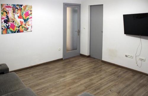 Mollet del Valles Apartment | Acogedor Apartamento Muy Cerca de Barcelona