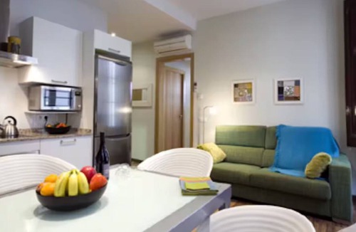 La Ribera Apartment | Acomodis great location right in El Born old town 4 air conditioners 6 ppl max.!