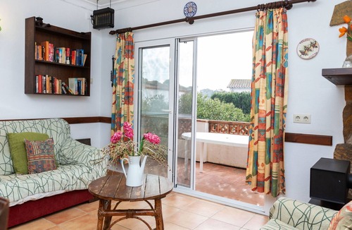 L'Escala Apartment | Adelfa apt 6 by Interhome