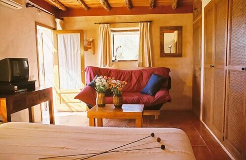 Sant Antoni de Portmany Hotel | Agroturismo Can Pujolet