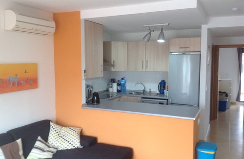 Alhama de Murcia Apartment | All Year Round Sunshine Retreat for Families & Golfers 2 bed on the ground floor