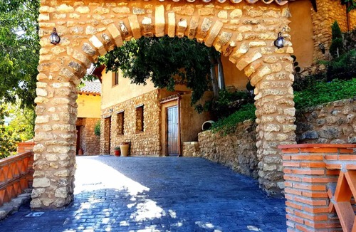 Frailes Cottage | Almoguer Rural Complex