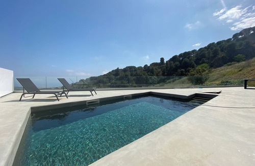 Alella Parc Villa | Amazing 4 bedroom Villa with sea view pool