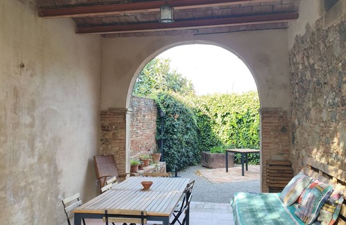 La Garriga House | Antic Can Poi: Medieval masía with modern comfort in La Garriga