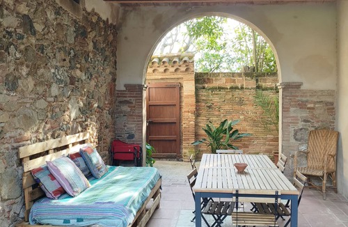 La Garriga House | Antic Can Poi: Medieval masía with modern comfort in La Garriga