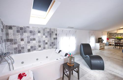 Carboneras de Guadazaon Apartment | Apartamentos Cabañas