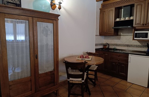 Consuegra Apartment | Apartamento Arriate in Consuegra, windmills