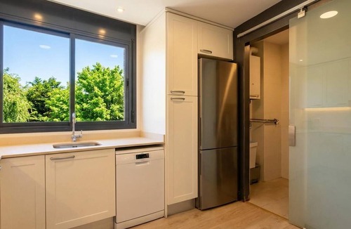 Passeig Maritim Apartment | Apartamento El Refugio 300 metros de la playa Diseño Comodidad - Sitges, Costa Dorada