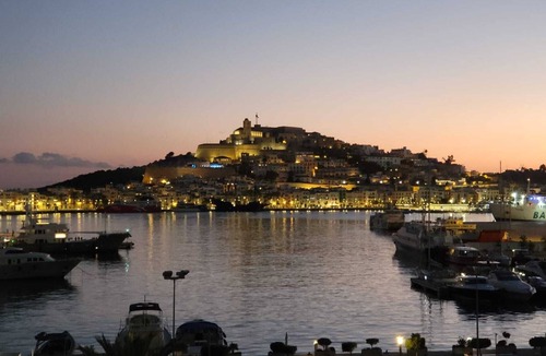 Talamanca Apartment | Apartamento en Ibiza en el paseo marítimo, excelente ubicación.