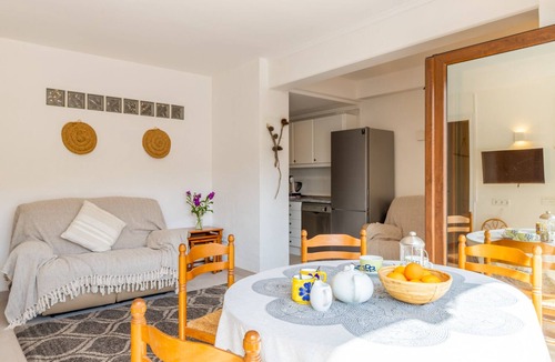 El Portet Apartment | Apartamento Flora - 2 bed apartment, shared pool, minutes walk El Portet beach