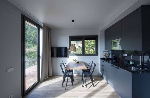 Monistrol de Montserrat Apartment | Apartment with terrace with spectacular views to Montserrat