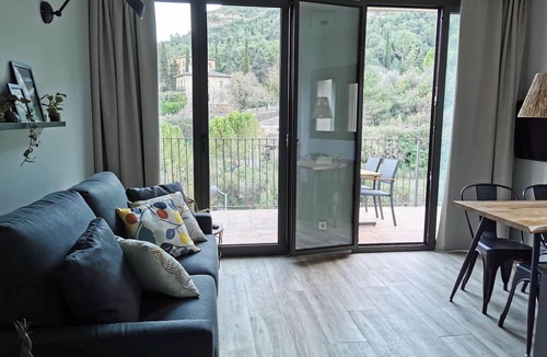 Monistrol de Montserrat Apartment | Apartment with terrace with spectacular views to Montserrat