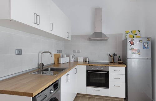 Santa Cruz de la Palma Apartment | Apartment 'La Casita De Maki' with Wi-Fi